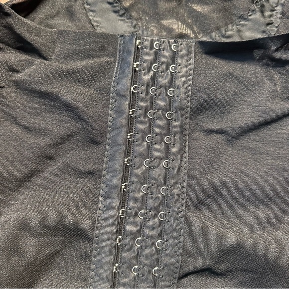 Prima Valentina Black Shapewear Tank Top - Picture 3 of 6